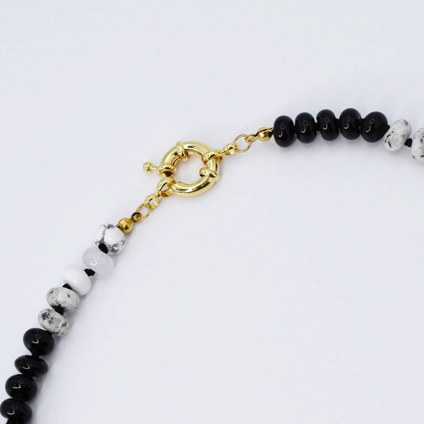 Brooke Black White Gemstone